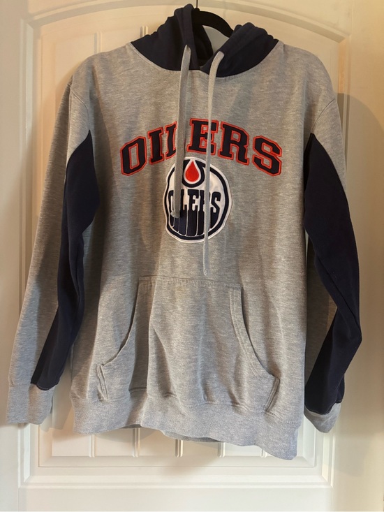 Other - Oilers Pullover Hoodie